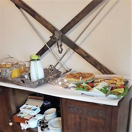 Al Colle Bed & Breakfast Magliolo